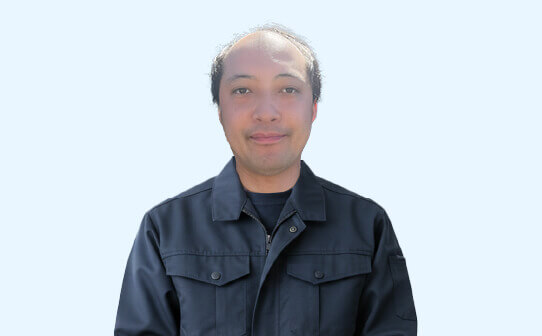 スタッフ写真02